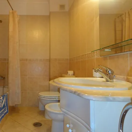 Avenida Da Liberdade * Albufeira