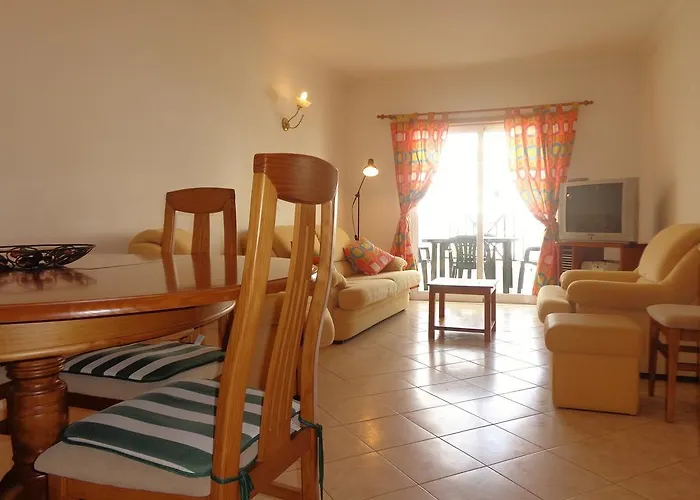 Avenida Da Liberdade Apartment *