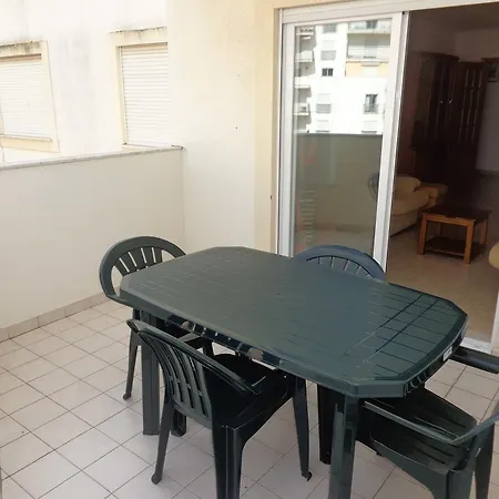 Avenida Da Liberdade Apartment *